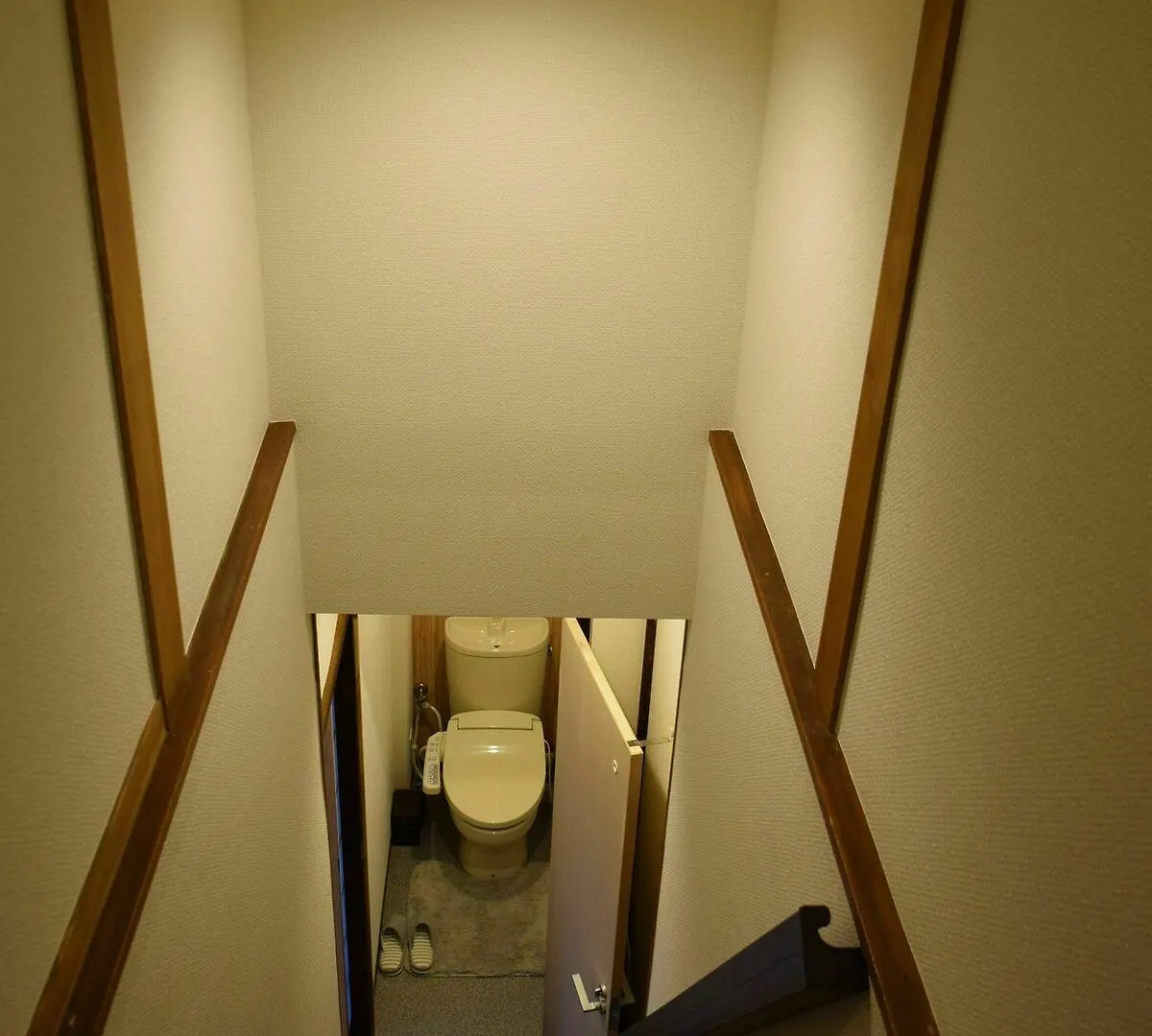 Guesthouse Hanamiya Kyoto